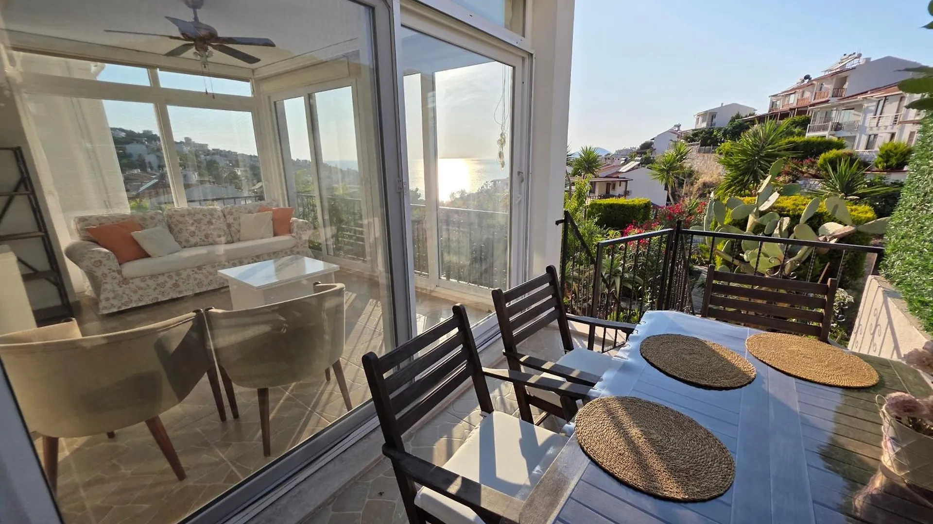 Sevinc Akasya Luxury Villa Milas 0*,